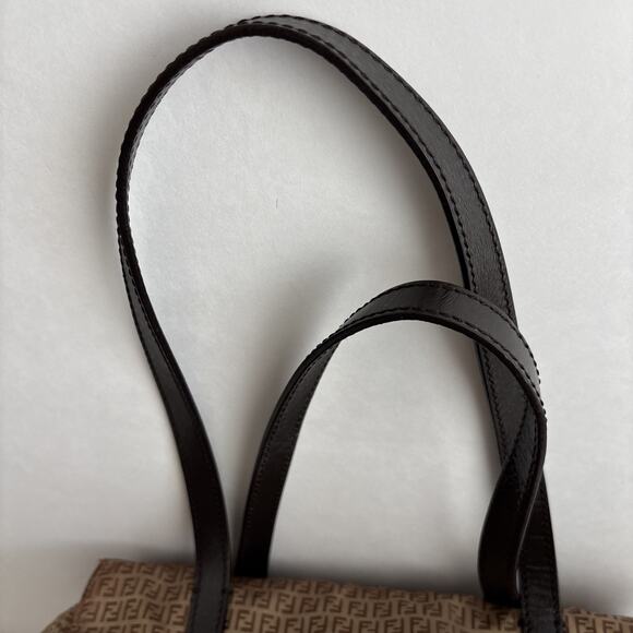 Authentic Fendi Zucca monogram tote bag nylon/leather - Picture 4 of 15